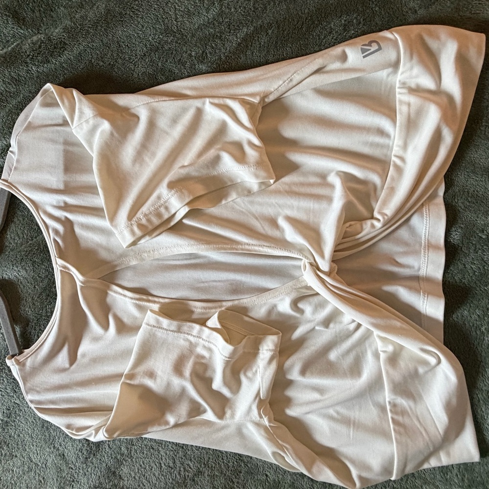 Buffbunny rainforest crop top - Picture 3 of 4